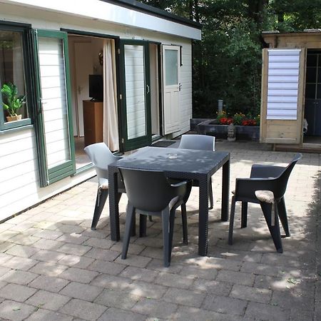 Sfeervolle Chalet Met Terras, H14 De Veldkamp, Epe, Voor 4 Personen Exterior foto