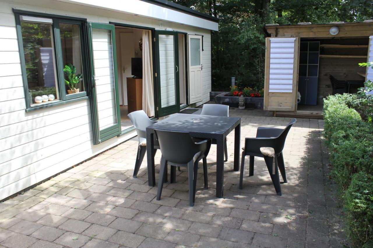 Sfeervolle Chalet Met Terras, H14 De Veldkamp, Epe, Voor 4 Personen Exterior foto